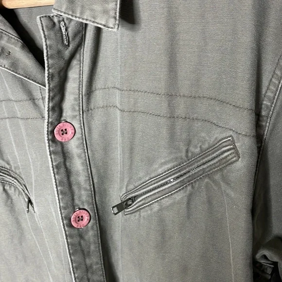 QuikSilver Army Green Jacket embroidered on back with arm Patches Sz Medium - Picture 5 of 7